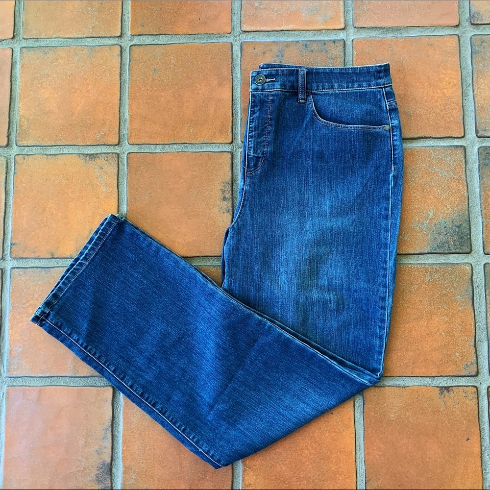 Christopher & Banks - Classic Fit Jeans